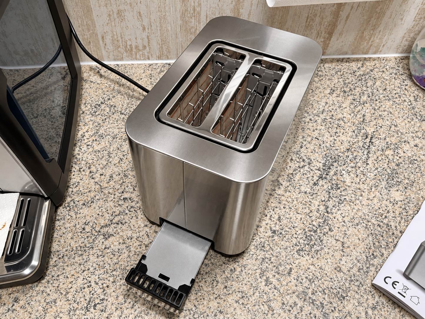 Máy Nướng Bánh Mì CASO Classico T2 Duo góc nghiêng Máy Nướng Bánh Mì CASO Classico T2 Duo