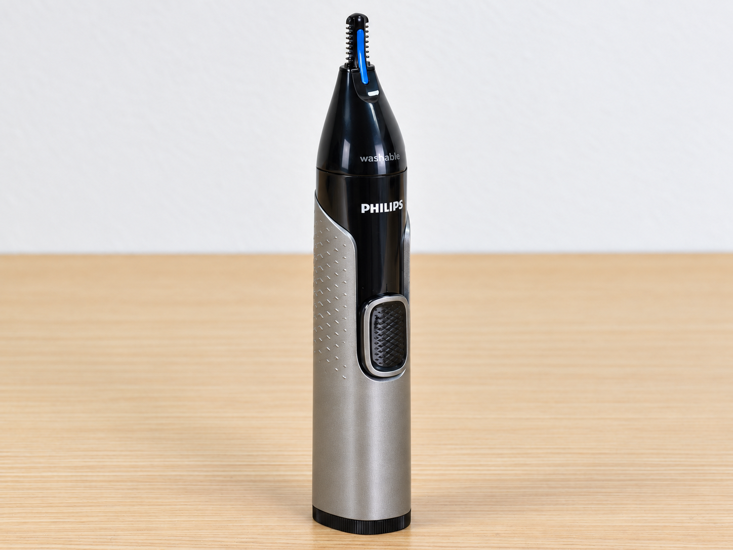 Philips NT3650/16 cận cảnh