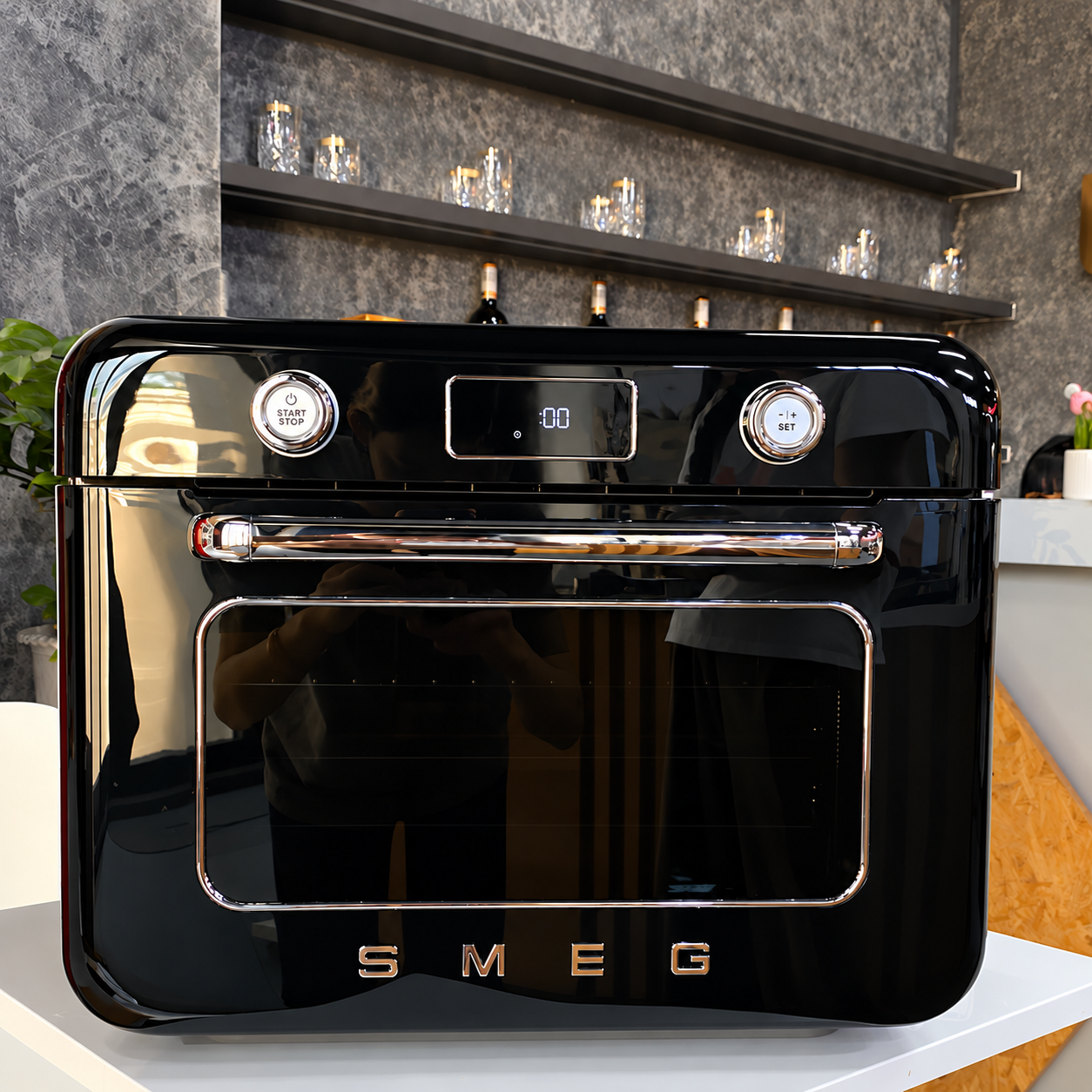 SMEG COF01 đen